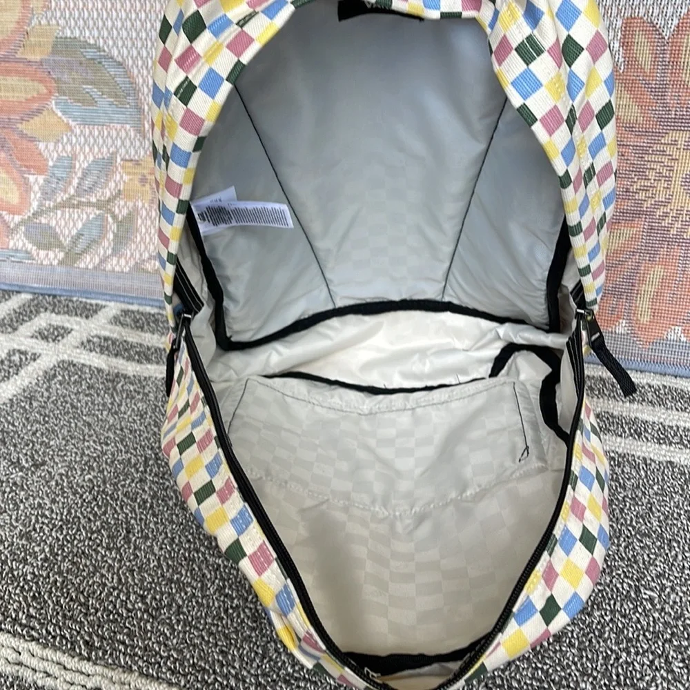 Vans DEANA III BACKPACK
NWT - Picture 14 of 16